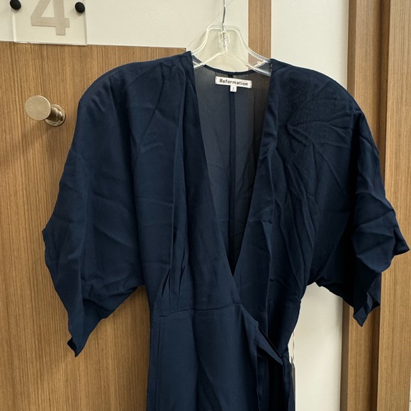 NWT Reformation Navy‎ Blue Winslow Maxi Wrap Dress Size Small - Picture 4 of 9